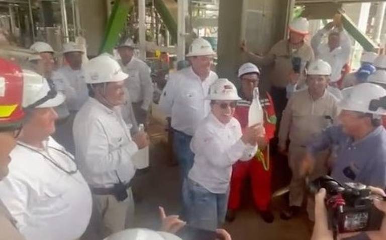 Inicia Dos Bocas producción de gasolina primaria