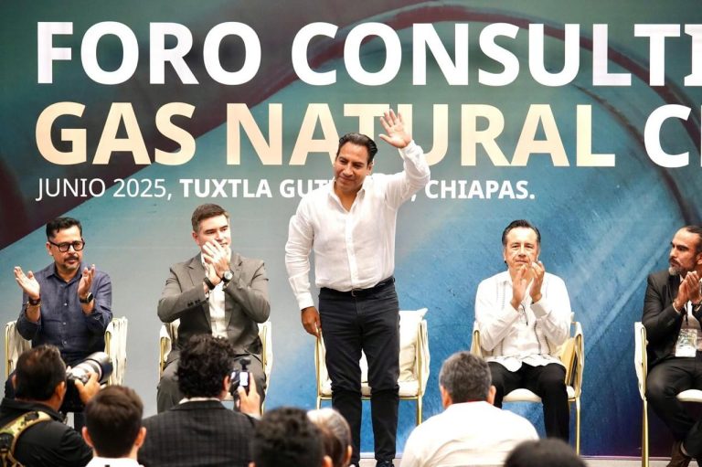 Gobernador de Chiapas firma convenio de desarrollo energético