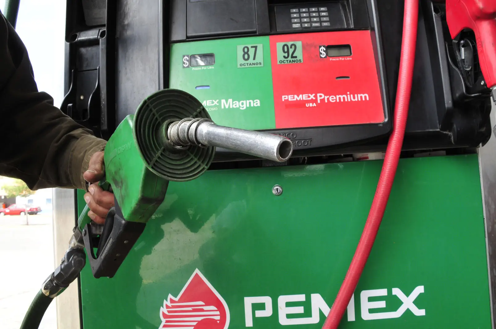 Tope al precio de la gasolina y absorción de costos