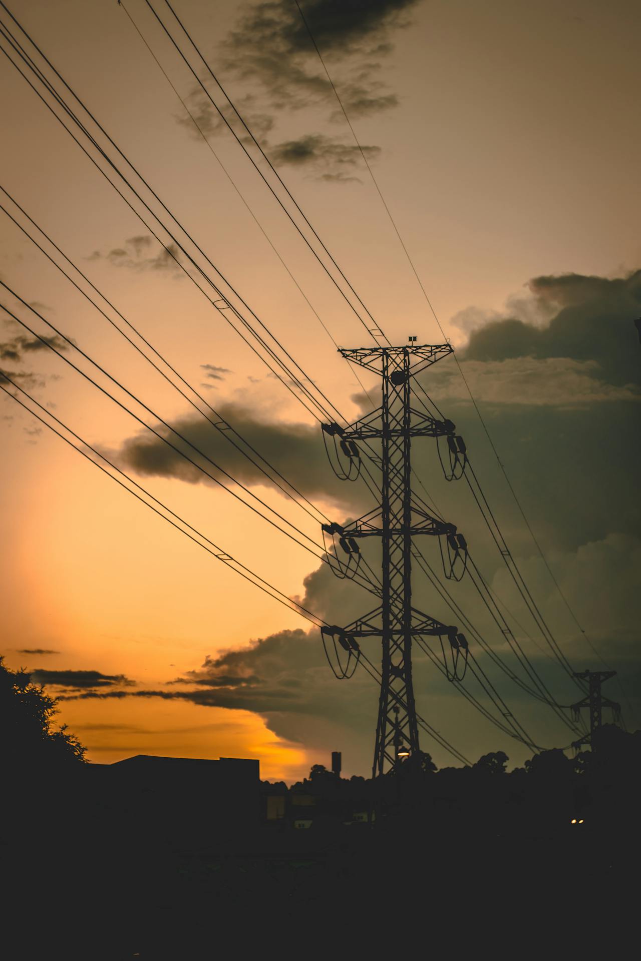 Creció consumo eléctrico cuatro veces la transmisión