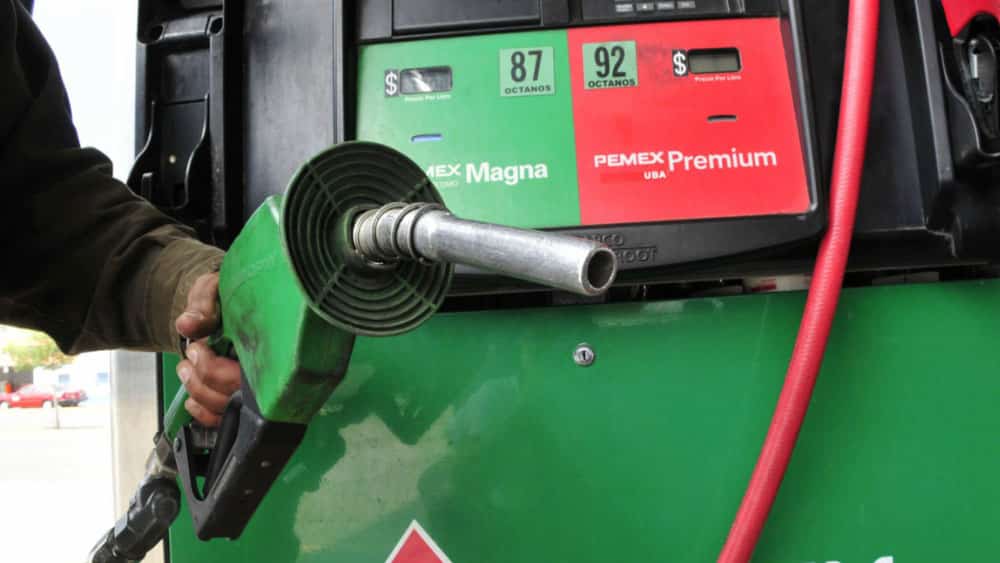 ¿Qué establece el acuerdo sobre el precio de la gasolina Magna en enero 2026?