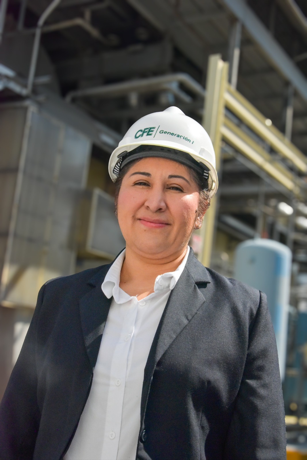 Emisión de CFE alcanza demanda récord en mercados