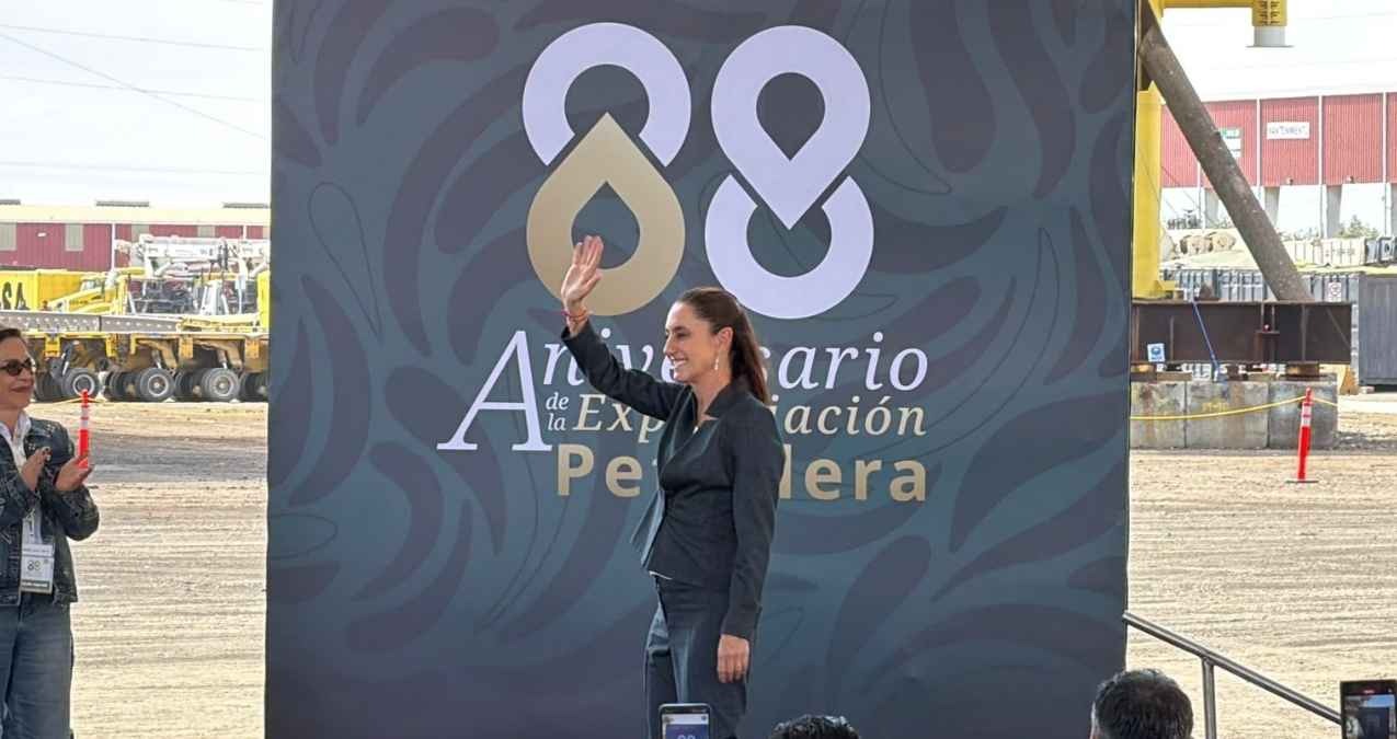 Sheinbaum celebra expropiación petrolera en Pueblo Viejo