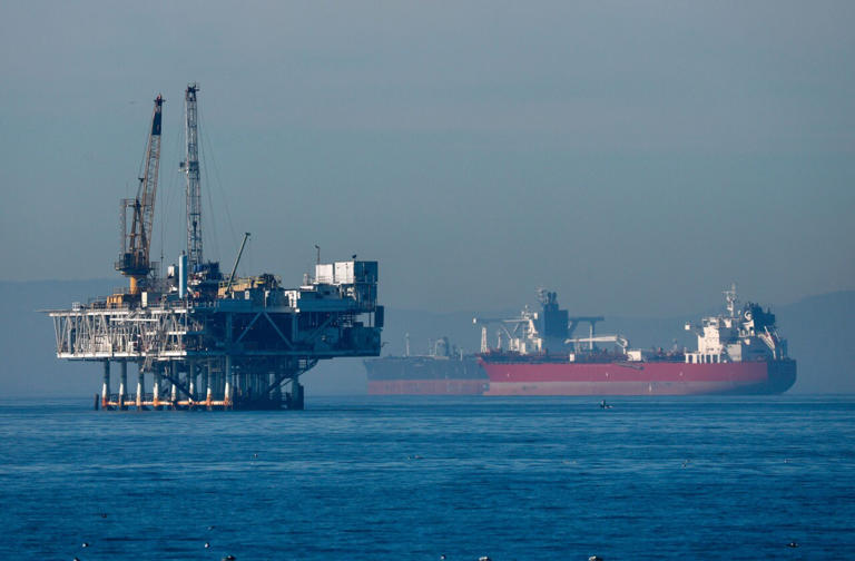 Robo de crudo Pemex: 1,200 millones de dólares