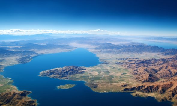 Irán propone reabrir Ormuz a EE.UU. para fin del bloqueo