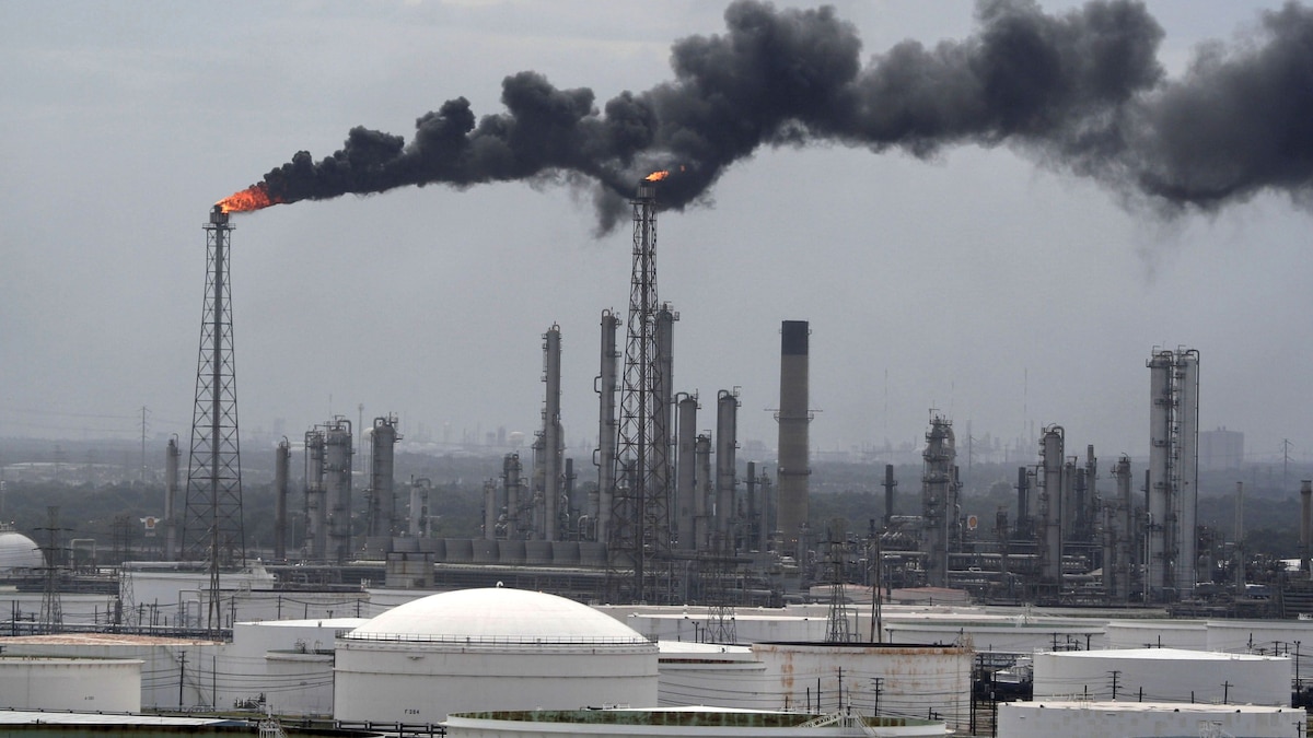 Derrame diésel Deer Park: Pemex lo contiene