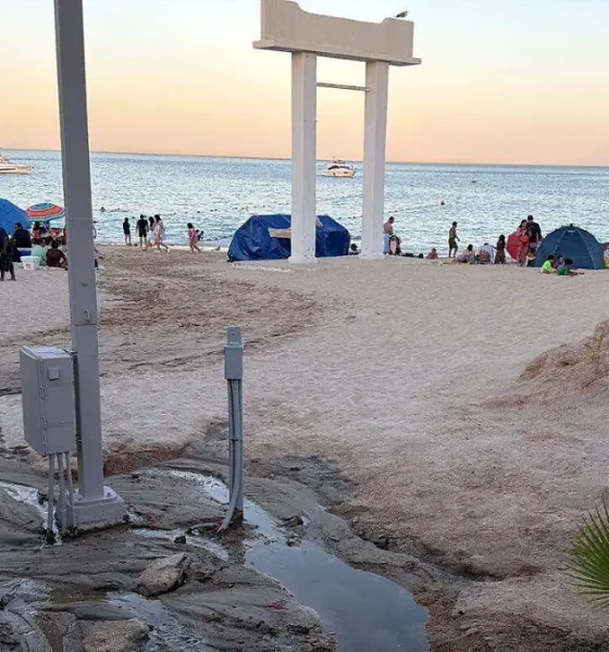 Derrame playa Chileno: Autoridades descartan aguas negras