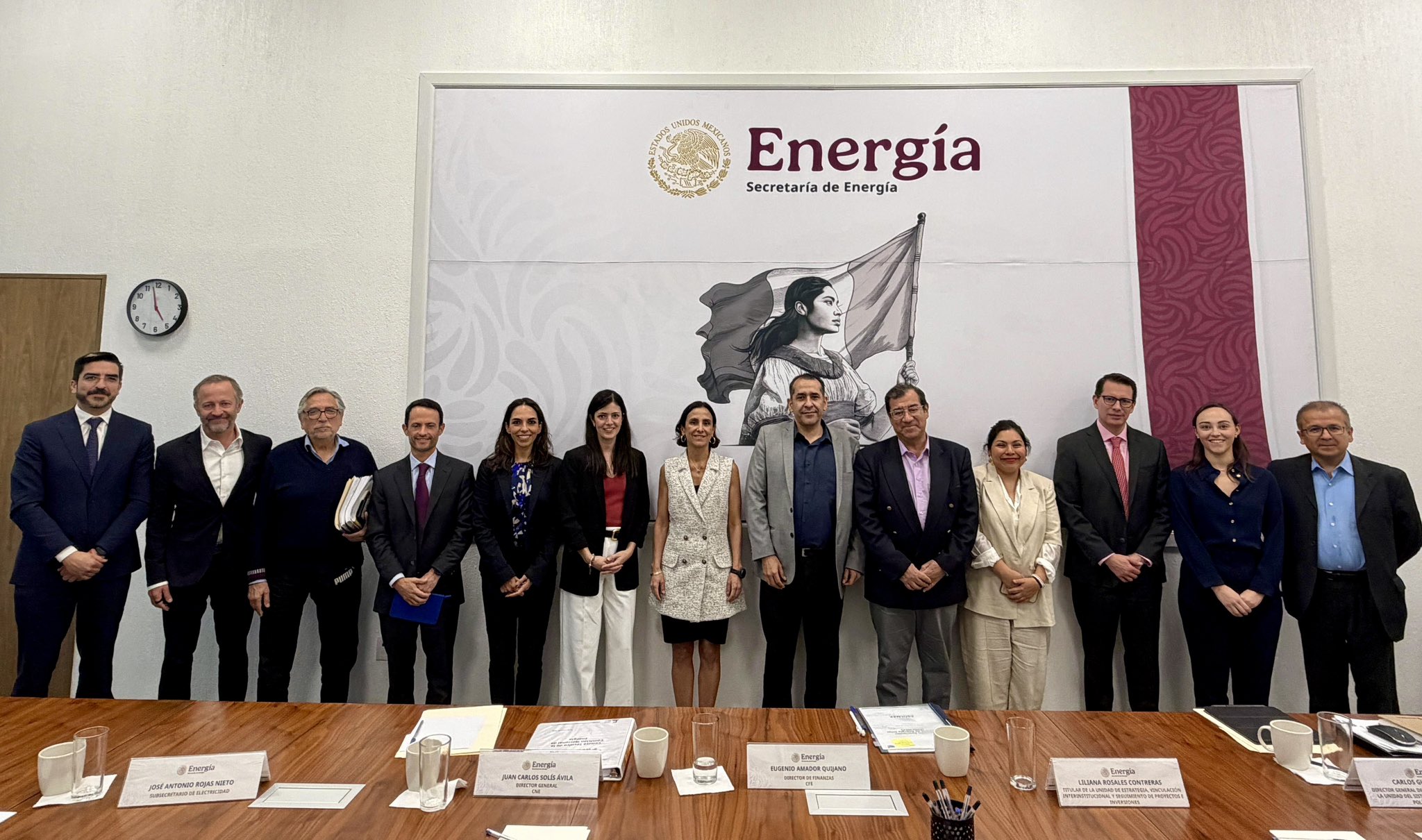 SENER y ASOLMEX acuerdan proyectos de energía solar
