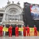 Greenpeace se manifiesta en Bellas Artes