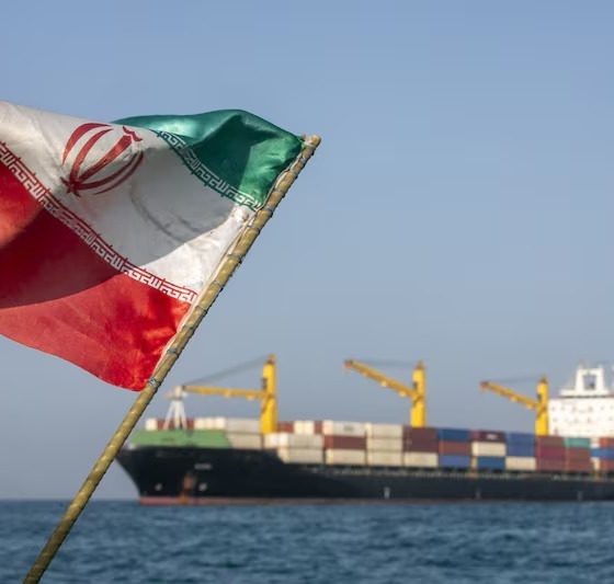 Irán insiste en que domina el Estrecho de Ormuz