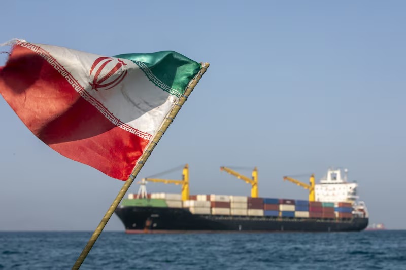 Irán insiste en que domina el Estrecho de Ormuz